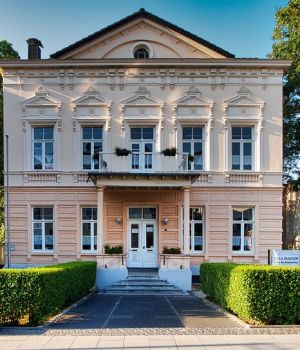 Foto Stadt Eschweiler Stolberg Parklandschaft historische Villa